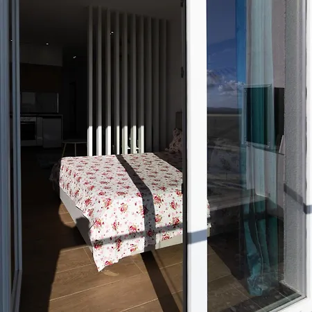 Seaview Qerret Apartment